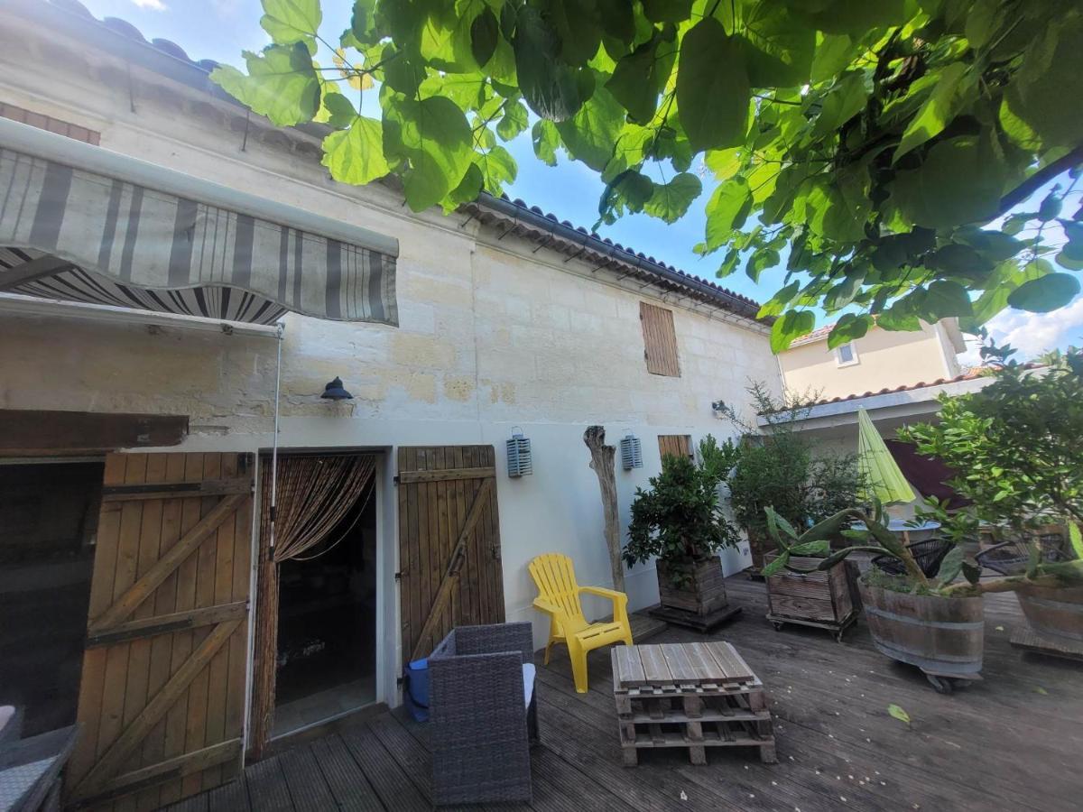 Fronsac Chez Jeanfi住宿加早餐旅馆 外观 照片